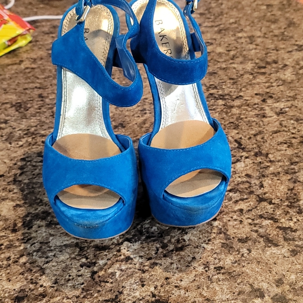 Bakers heels - Picture 2 of 5
